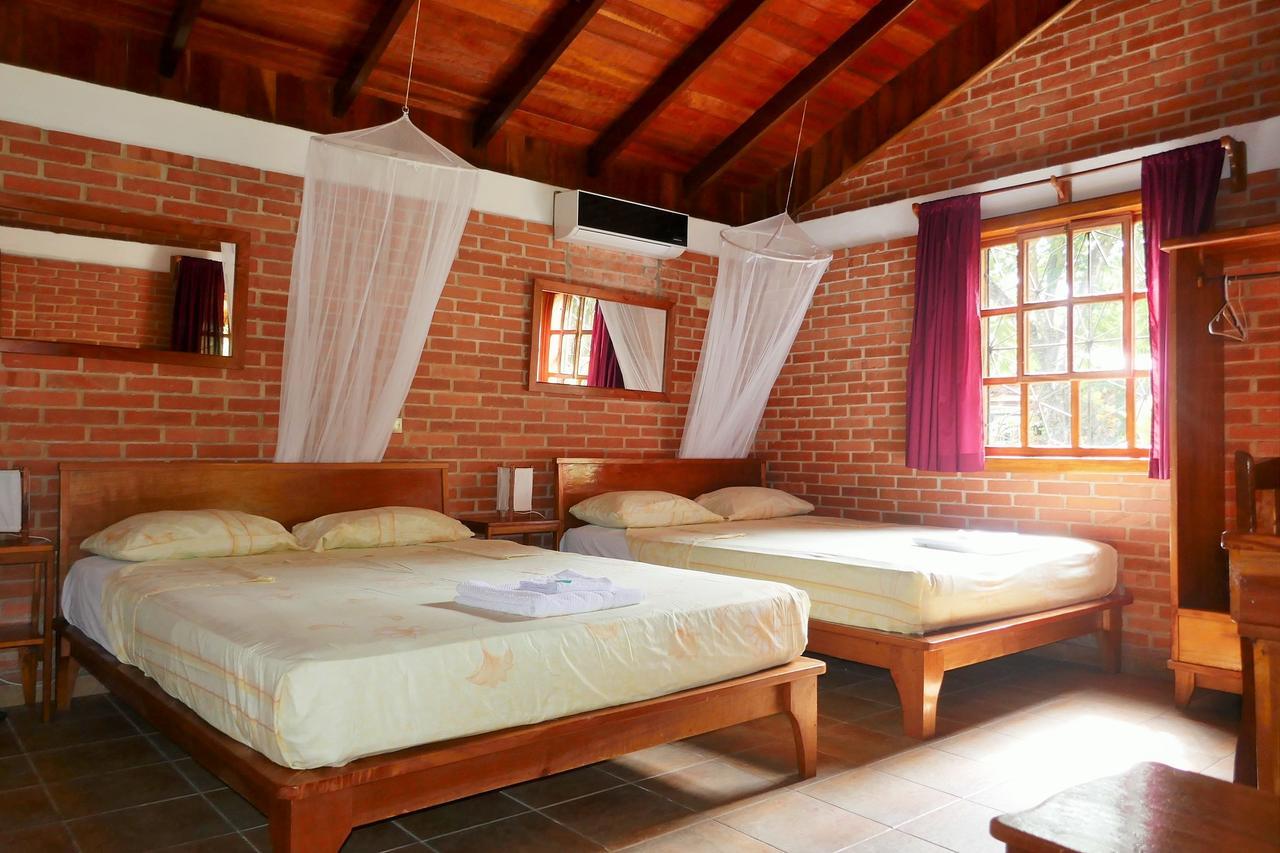 Отель Escape Caribeno Puerto Viejo de Talamanca Экстерьер фото